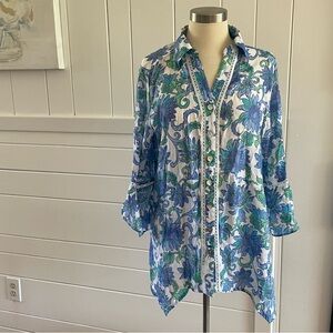 $20 SALE Floral Asymmetric Top Button Down Bell Sleeve Lightweight Blues Greens